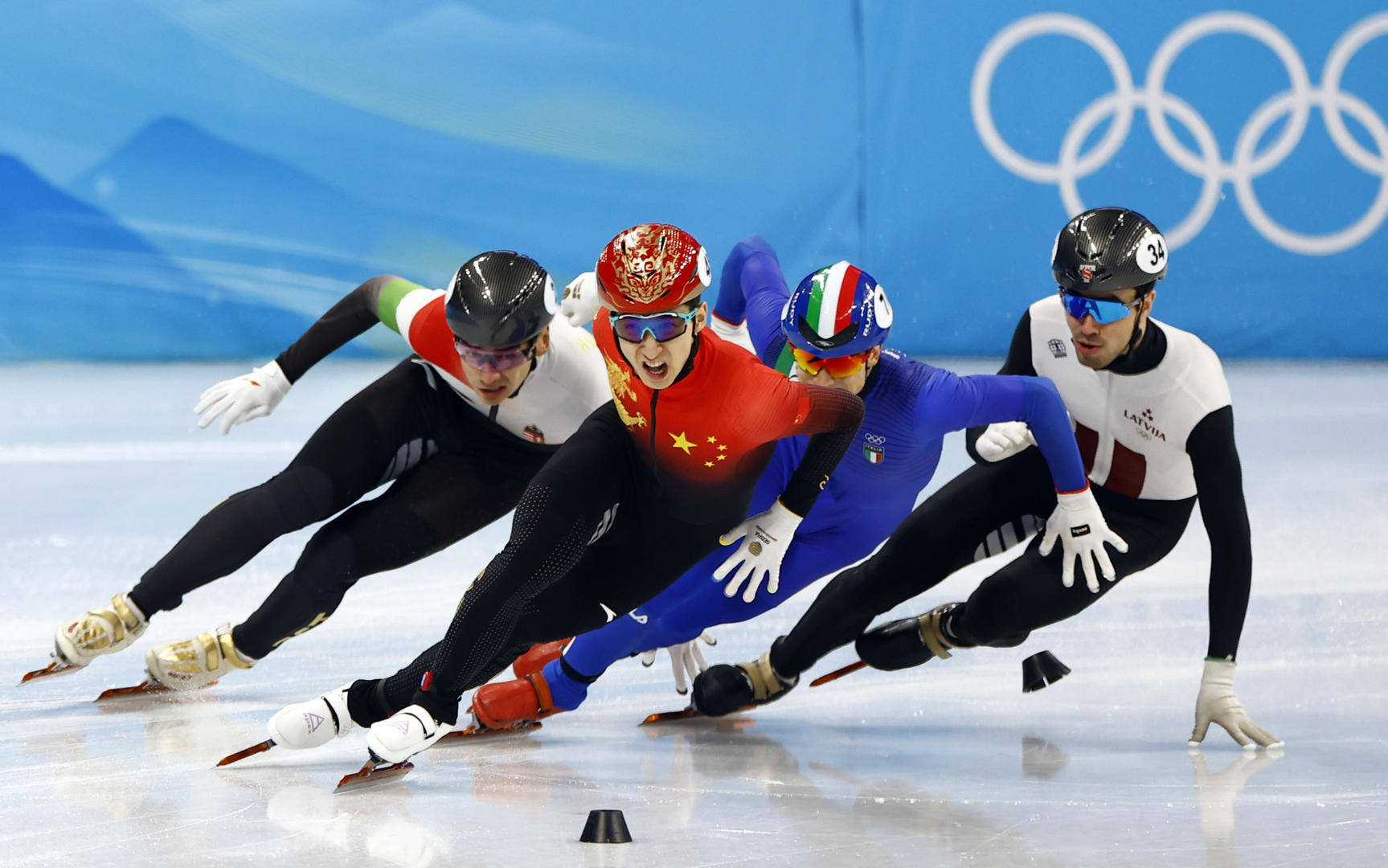 乐动体育开户地址-冲刺阶段成都蓉城备战德国杯Karsa在MAD比赛中出色防守，网友：那不勒斯遗憾出局备战NBA总决赛的简单介绍