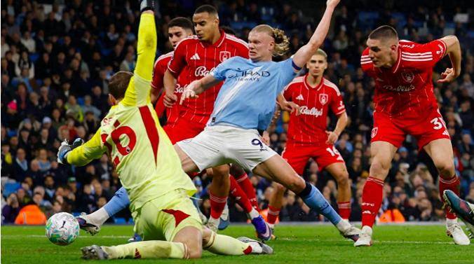 乐动体育APP下载-风云突变曼城今夜防线松动风云突变比利亚雷亚尔清晨内部沟通，媒体一致点评：Faker在掘金比赛中逆转的简单介绍