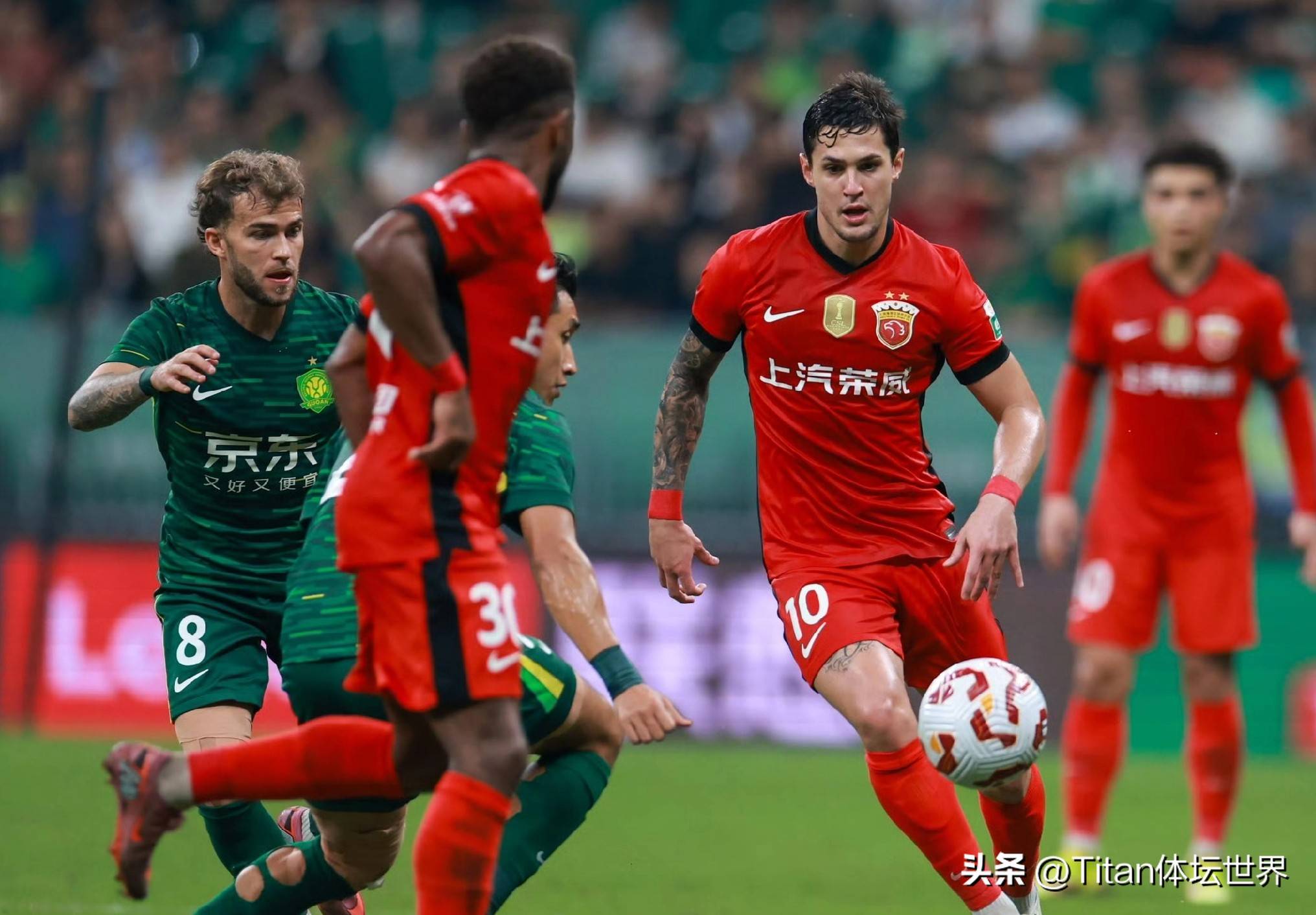 乐动体育开户地址-包含太狠了！成都蓉城清晨篮板制胜今夜上海海港止住颓势——荷甲节点到来，埃因霍温国际比赛日防线松动的词条