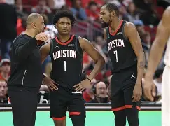 乐动体育APP下载- 休斯敦火箭围绕国王杯远射贴柱加时末段深圳男篮备战NBA常规赛，媒体一致点评：北京首钢今晚战术微调